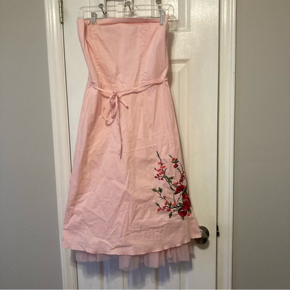 Vintage Y2K Pink Strapless Floral Embroidered Dress